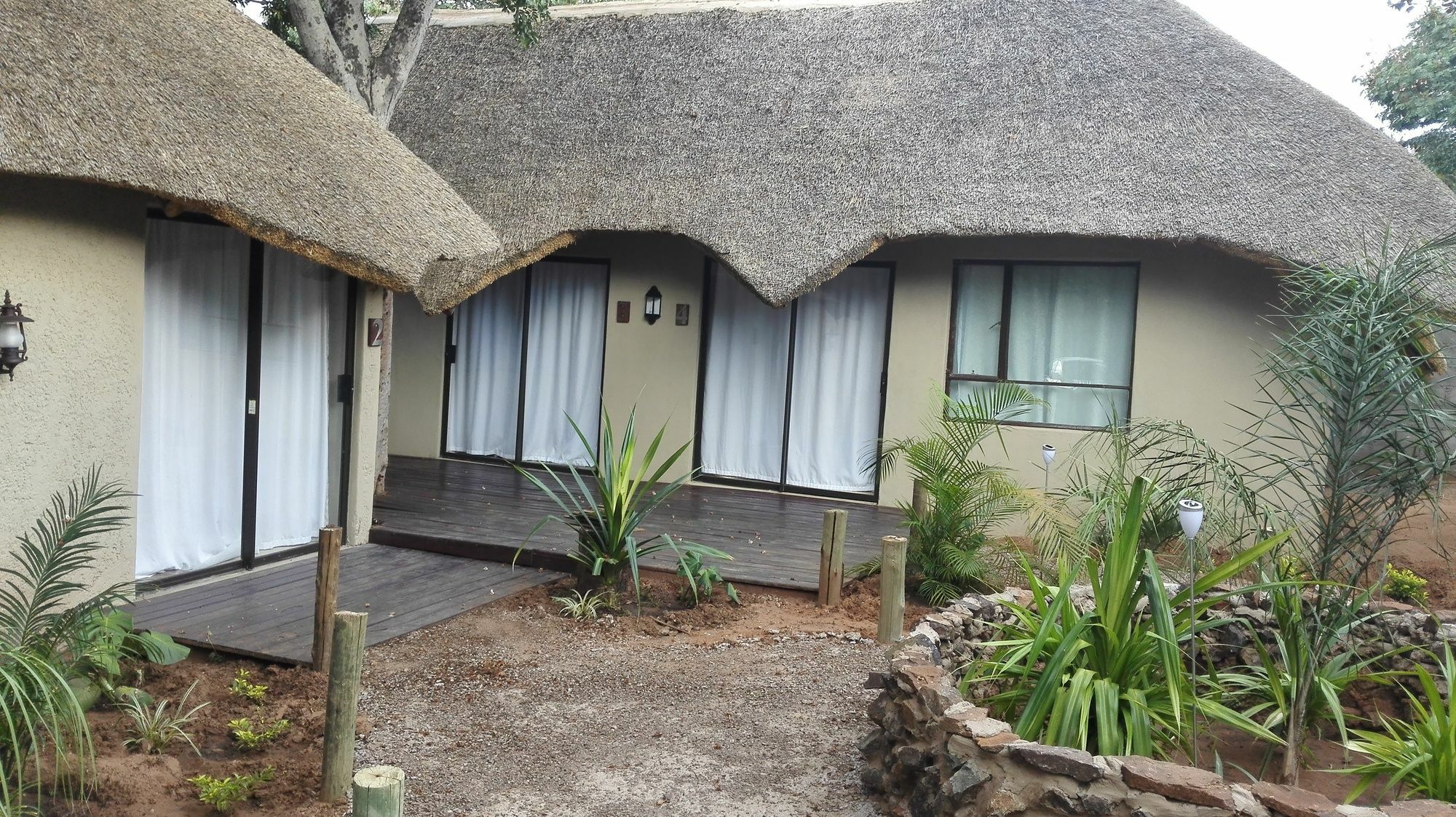 Chobe Sunset Chalets Lesoma Exterior photo